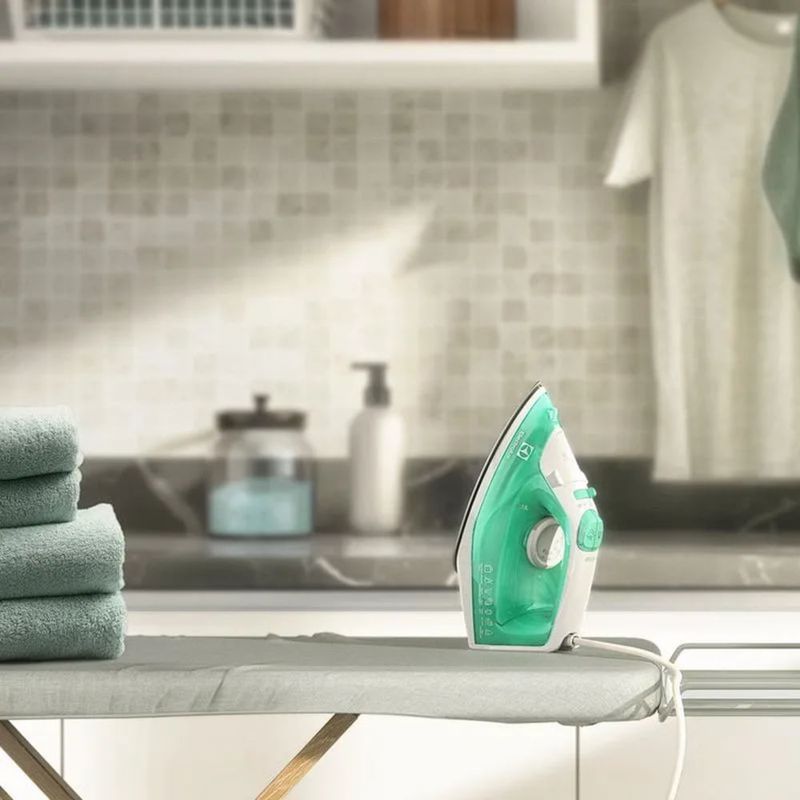 PlanchadeRopaElectrolux